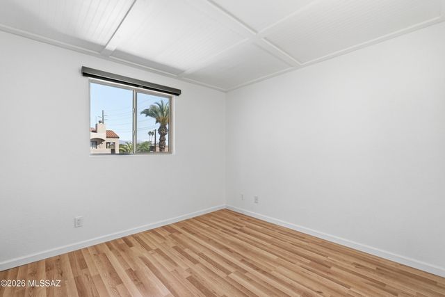1745 E Glenn St Apt 203, Tucson, AZ 85719