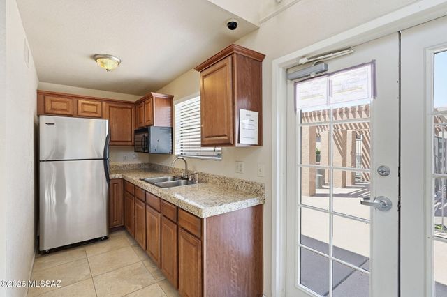 1745 E Glenn St Apt 203, Tucson, AZ 85719
