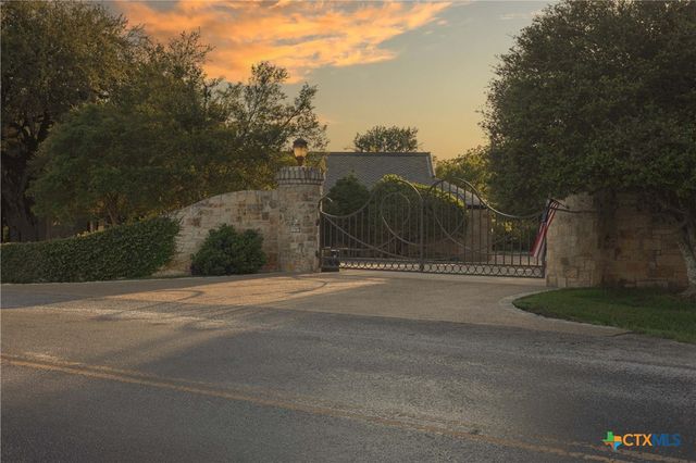 8536 Armstrong Road, Belton, TX 76513