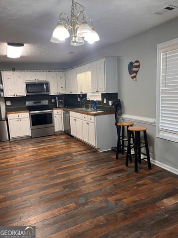 148 Leguin Forest Drive, Locust Grove, GA 30248