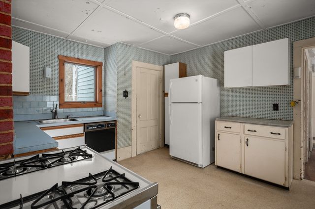 235 Arlington St, Acton, MA 01720