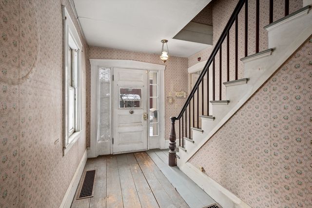 235 Arlington St, Acton, MA 01720