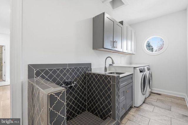 915 WINSTEAD ST, Great Falls, VA 22066