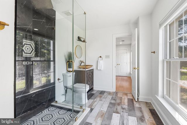 915 WINSTEAD ST, Great Falls, VA 22066