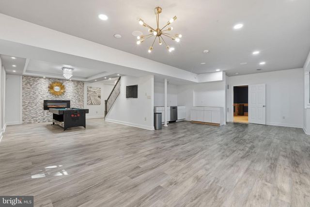 915 WINSTEAD ST, Great Falls, VA 22066