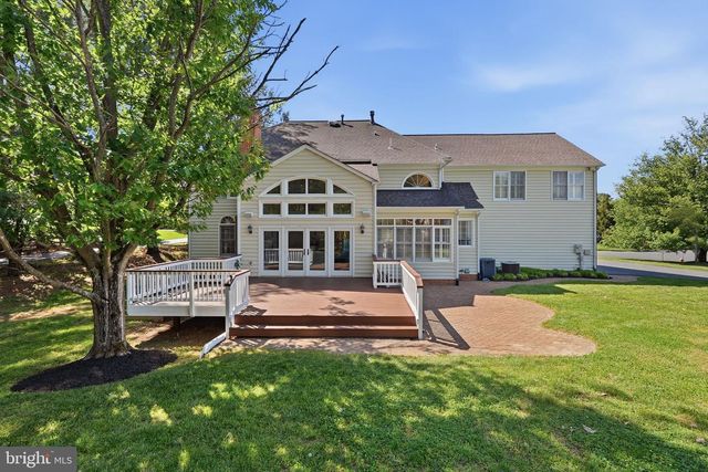 915 WINSTEAD ST, Great Falls, VA 22066