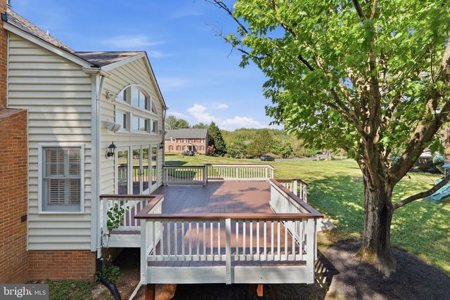 915 WINSTEAD ST, Great Falls, VA 22066