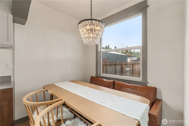 915 Eklund Avenue, Hoquiam, WA 98550