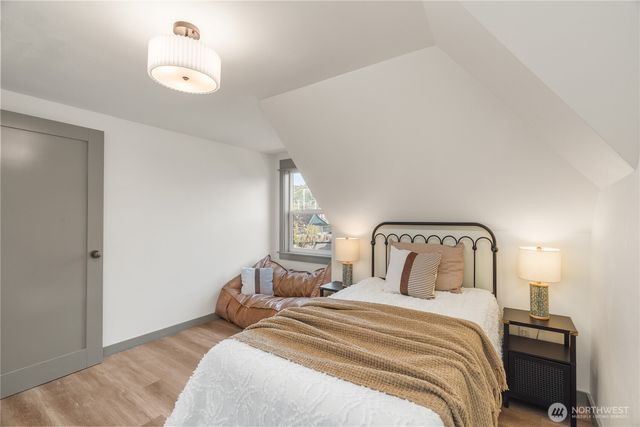 915 Eklund Avenue, Hoquiam, WA 98550