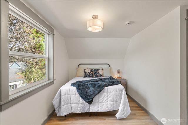 915 Eklund Avenue, Hoquiam, WA 98550