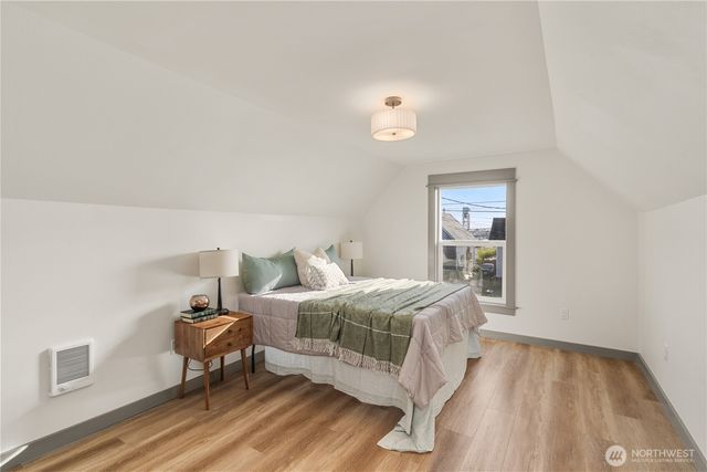 915 Eklund Avenue, Hoquiam, WA 98550