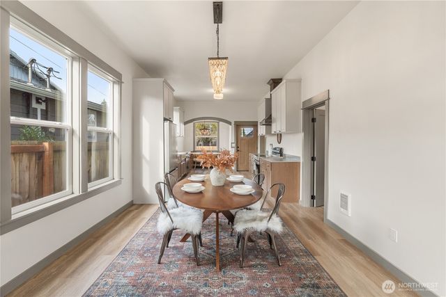 915 Eklund Avenue, Hoquiam, WA 98550