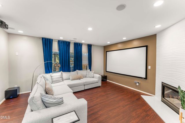 3045 Buttonwood Lane, Clayton, NC 27520