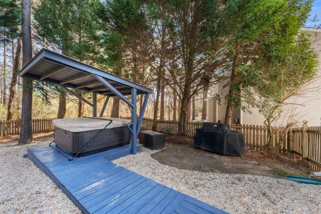 3045 Buttonwood Lane, Clayton, NC 27520