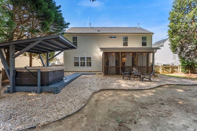 3045 Buttonwood Lane, Clayton, NC 27520