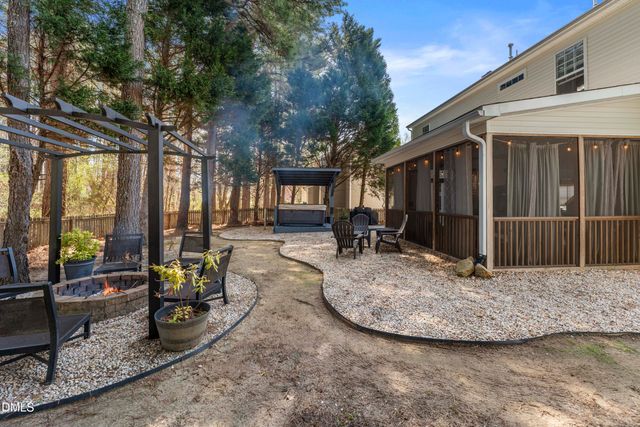 3045 Buttonwood Lane, Clayton, NC 27520