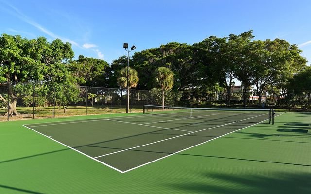 4835 GULF OF MEXICO DRIVE 106, Longboat Key, FL 34228