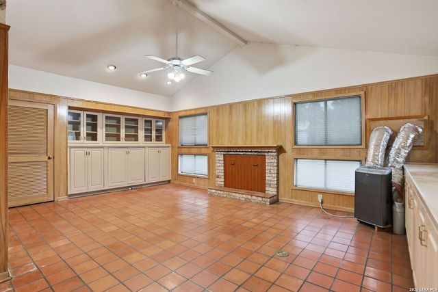 10315 Luzon Dr, San Antonio, TX 78217