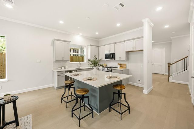 4317 Roseland Street B, Houston, TX 77006