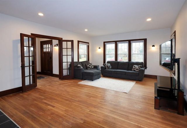 3513 Kingman Boulevard, Des Moines, IA 50311