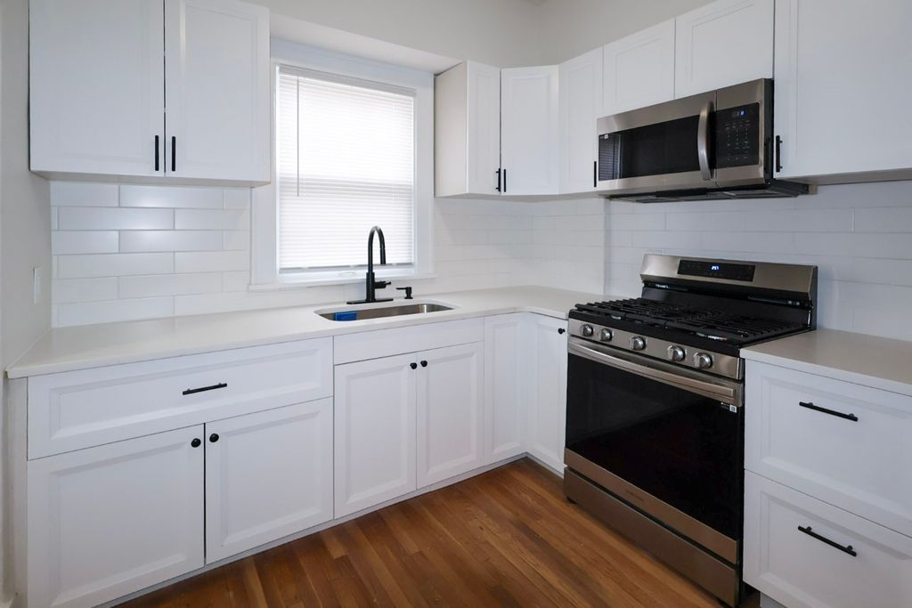 3513 Kingman Boulevard, Des Moines, IA 50311