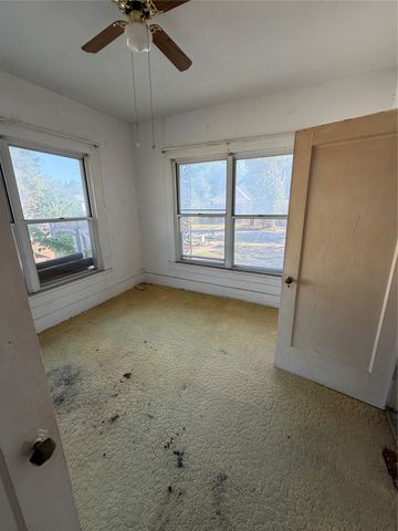 619 W Owing Street, Denison, TX 75020