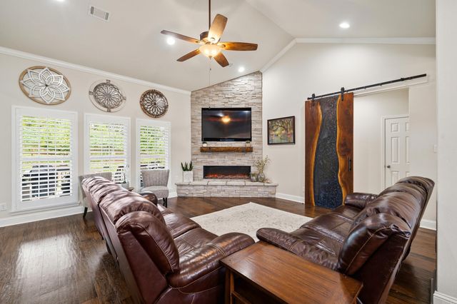 110 Cliffwood Loop, Hot Springs, AR 71913