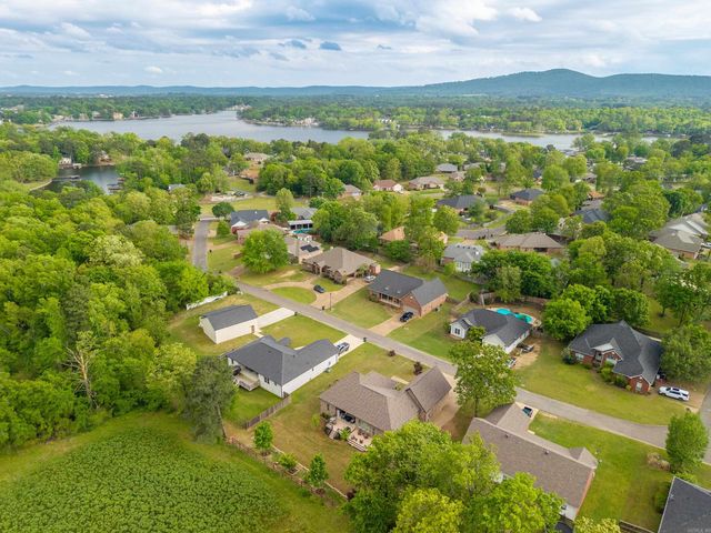 110 Cliffwood Loop, Hot Springs, AR 71913