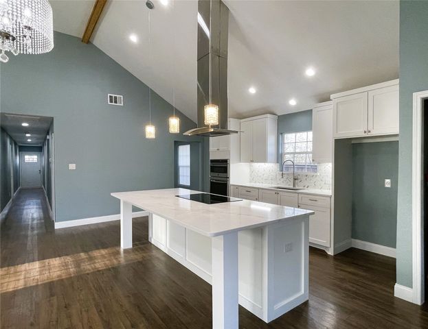 810 Thornton Carter Street, Mexia, TX 76667