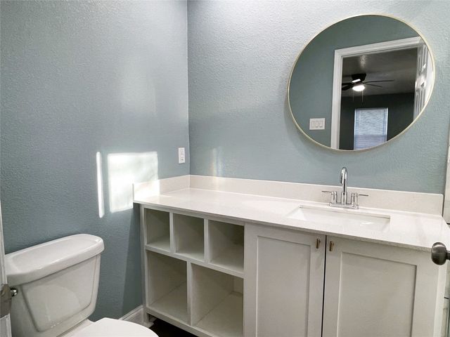 810 Thornton Carter Street, Mexia, TX 76667