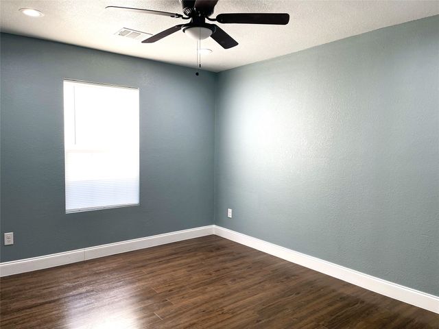 810 Thornton Carter Street, Mexia, TX 76667