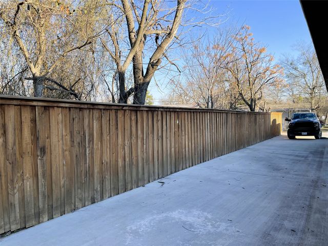 810 Thornton Carter Street, Mexia, TX 76667