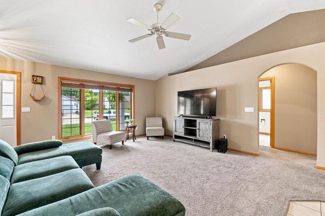 2341 DAYTONA SPEEDWAY, De Pere, WI 54115