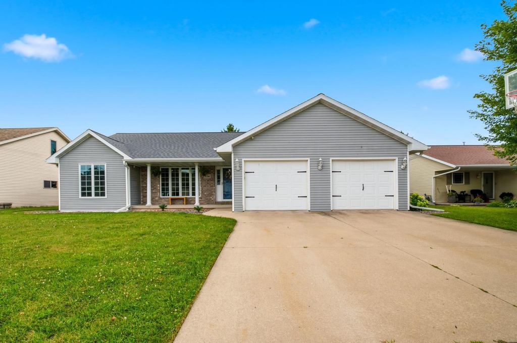2341 DAYTONA SPEEDWAY, De Pere, WI 54115