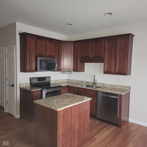 15557 Portland Drive, Westfield, IN 46074