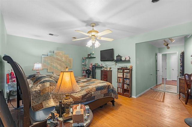 2521 Pickerton Drive, Deer Park, TX 77536