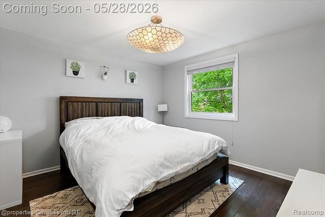 612 Royal Avenue, Royal Oak, MI 48073