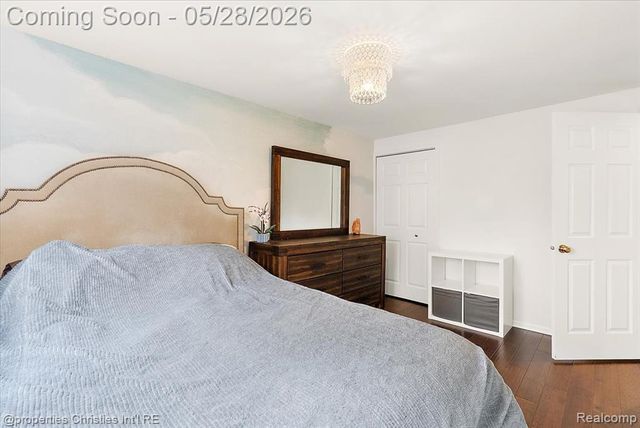 612 Royal Avenue, Royal Oak, MI 48073