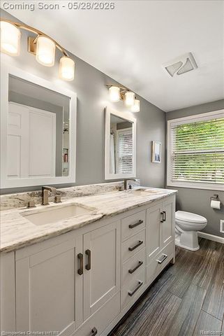 612 Royal Avenue, Royal Oak, MI 48073