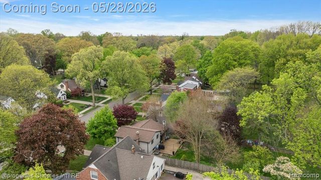 612 Royal Avenue, Royal Oak, MI 48073