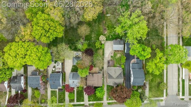 612 Royal Avenue, Royal Oak, MI 48073