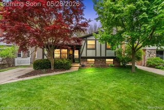 612 Royal Avenue, Royal Oak, MI 48073