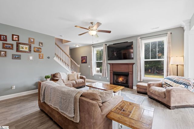 511 Turning Leaf Lane, Greer, SC 29651