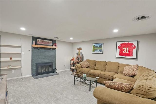 441 Jamison Drive, Bonner Springs, KS 66012