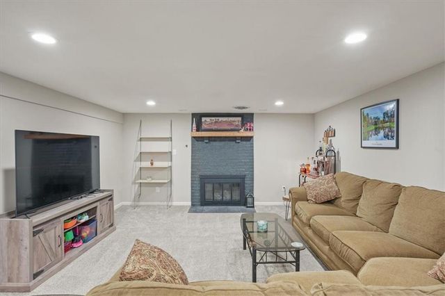 441 Jamison Drive, Bonner Springs, KS 66012