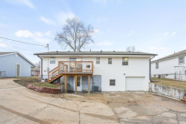 441 Jamison Drive, Bonner Springs, KS 66012