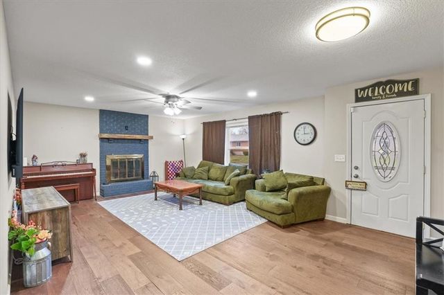 441 Jamison Drive, Bonner Springs, KS 66012