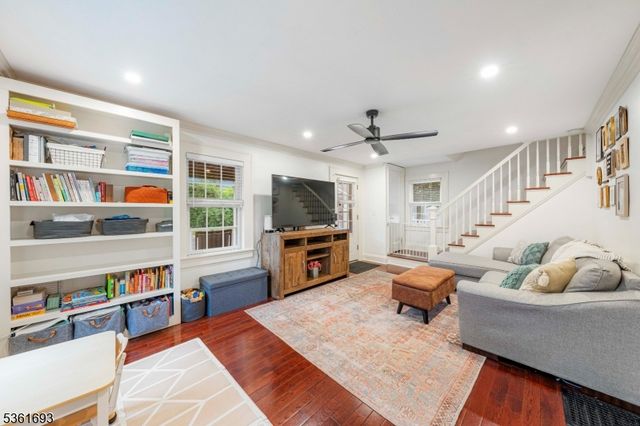 328 John St, Bound Brook Boro, NJ 08805