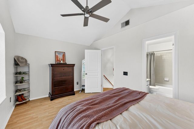 1411 Gracy Farms LN 118, Austin, TX 78758