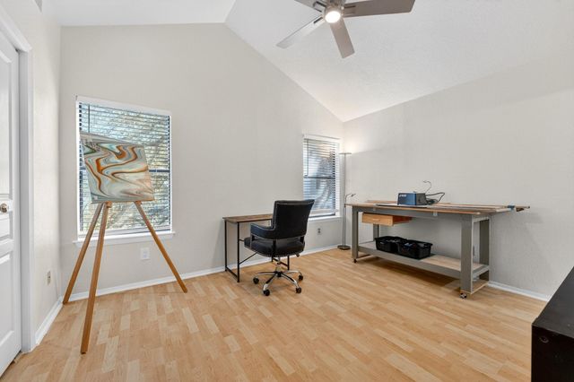 1411 Gracy Farms LN 118, Austin, TX 78758